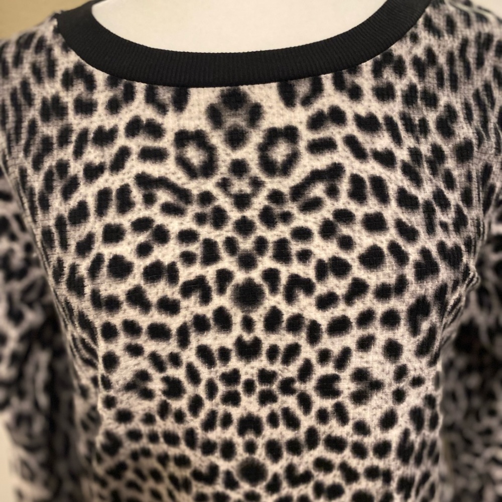 Betsey Johnson Leopard Print Fleece Top Size S